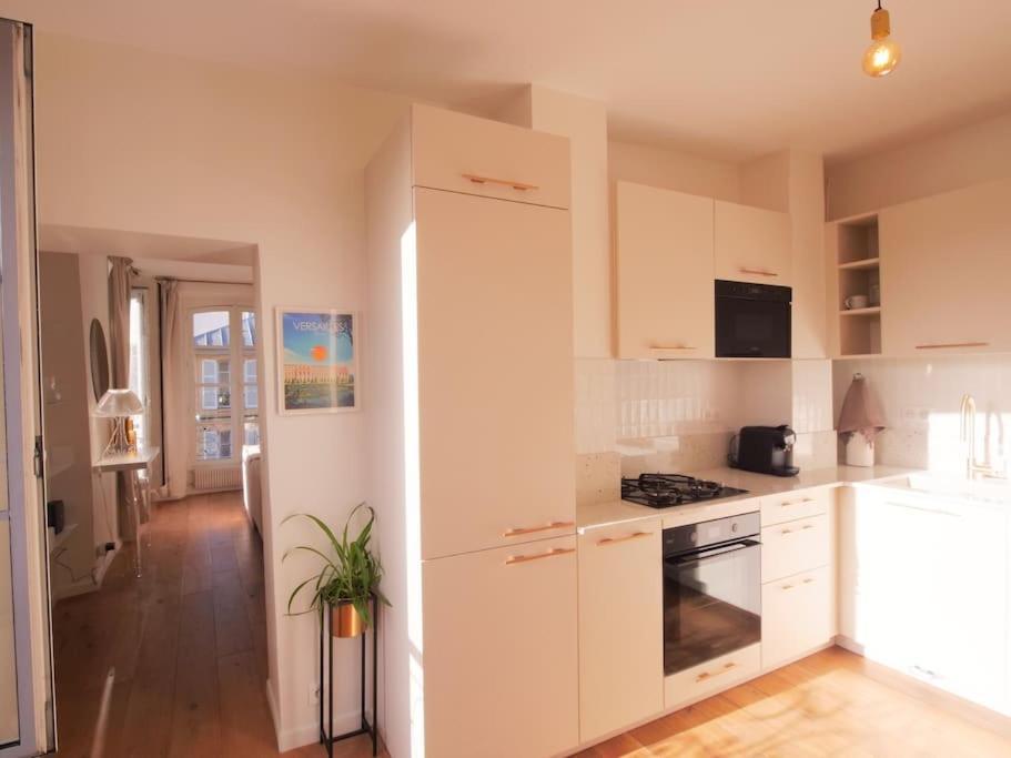 Charme Et Modernite Au Coeur Du Quartier St Louis Apartment Versailles